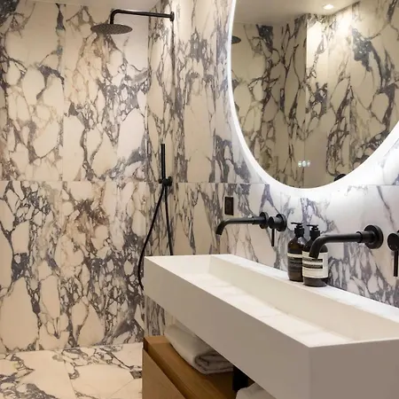 Splendid 2br 6p Near Palais Royal