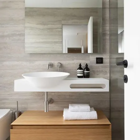 Splendid 2br 6p Near Palais Royal شقة *