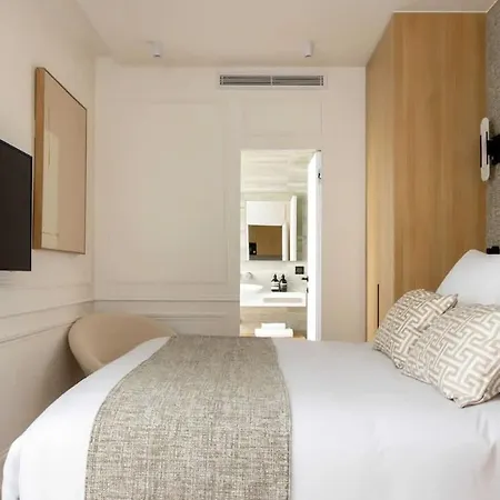 Splendid 2br 6p Near Palais Royal Apartmán *