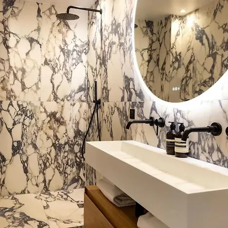 Splendid 2br 6p Near Palais Royal 아파트 *